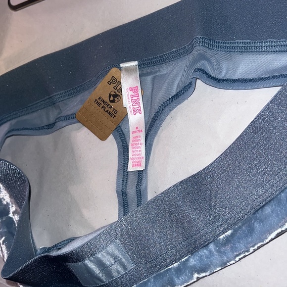 (M) UNISEX Victoria’s Secret VELVET THONG UNDERWEAR - Picture 16 of 16
